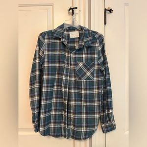 Plaid long sleeve shirt